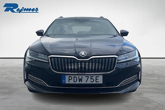 Skoda Superb 5 of 5