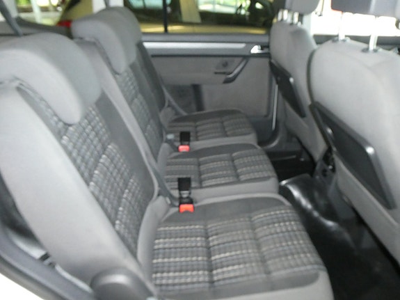 Volkswagen CrossTouran 4 of 5