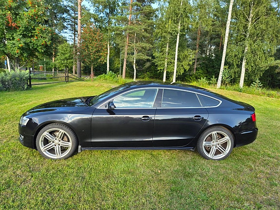 Audi A5 2 of 12