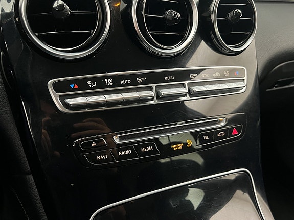 Mercedes-Benz GLC220 d 15 of 30