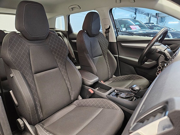 Skoda Karoq 13 of 26