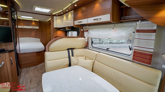 Frankia Luxury I 840 | Hydrauliska stödben | ALDE | Automat 8 of 21