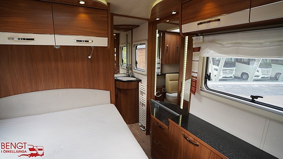 Frankia Luxury I 840 | Hydrauliska stödben | ALDE | Automat 15 of 21