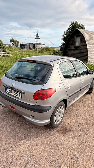 Peugeot 206 3 of 5