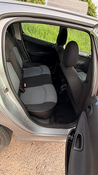 Peugeot 206 5 of 5