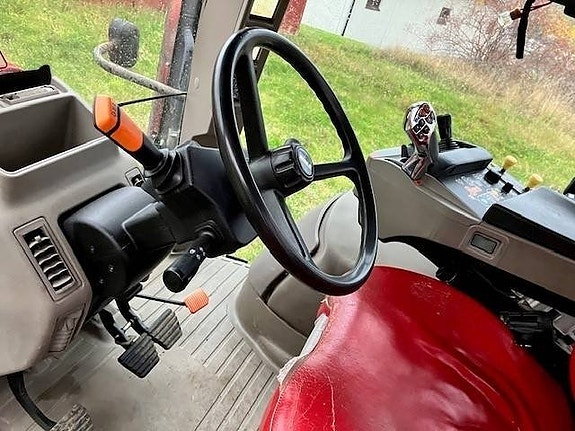Case IH Puma 215 8 of 15