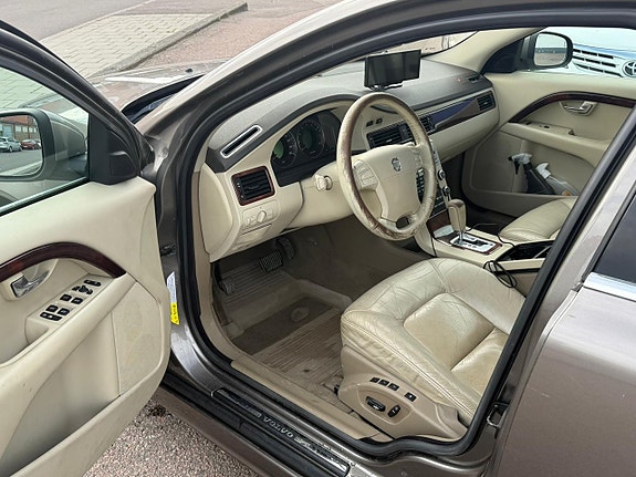 Volvo S80 10 of 12