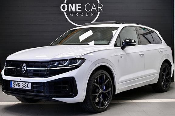 Volkswagen Touareg 2 of 5