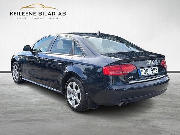 Audi A4 15 of 21
