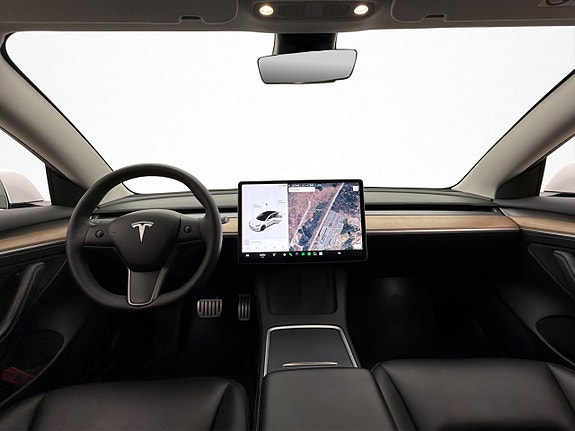 Tesla Model 3 12 of 30