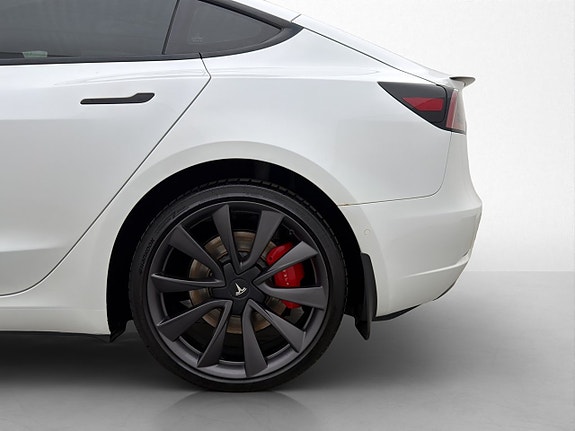Tesla Model 3 29 of 30