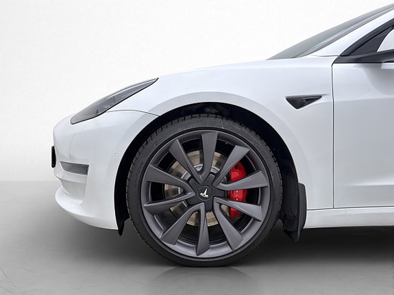 Tesla Model 3 28 of 30