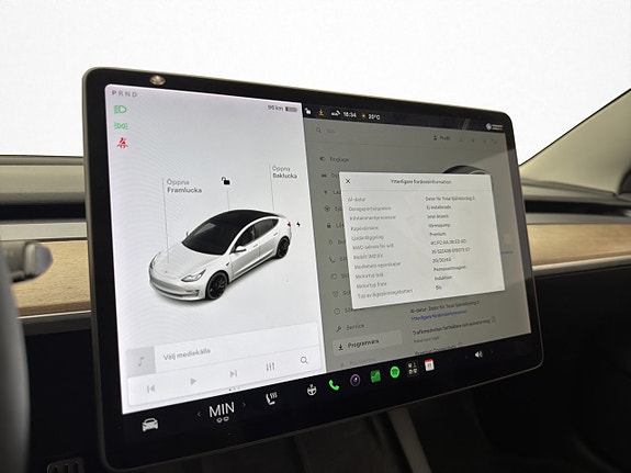 Tesla Model 3 19 of 30