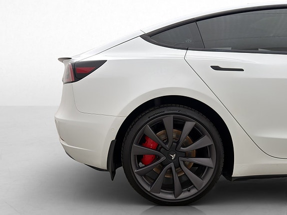 Tesla Model 3 30 of 30