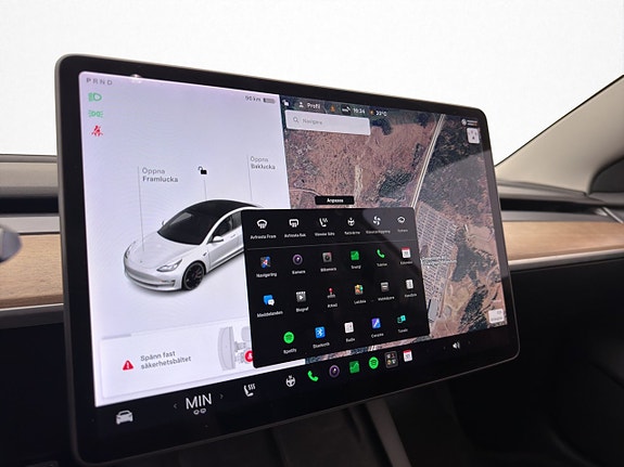 Tesla Model 3 20 of 30