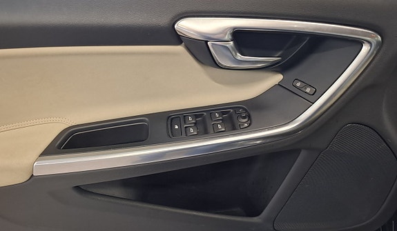 Volvo S60 24 of 26
