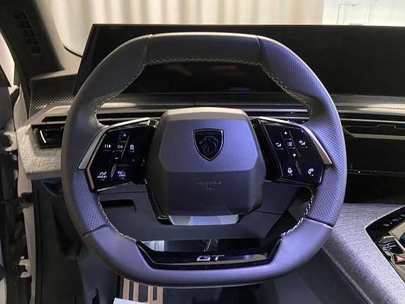 Peugeot 5008 18 of 21