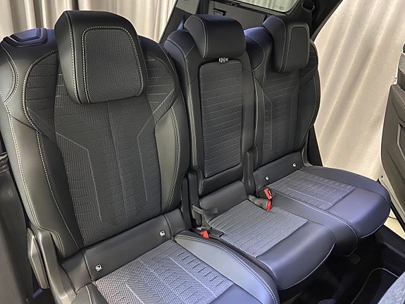 Peugeot 5008 15 of 21