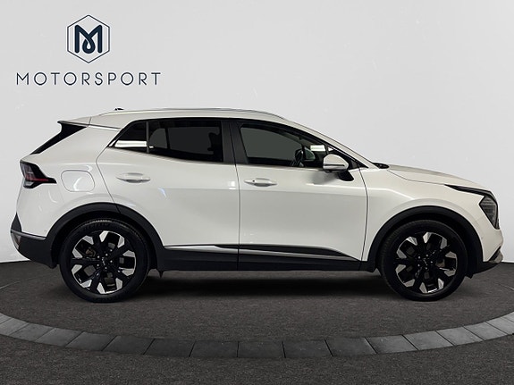 Kia Sportage 8 of 25