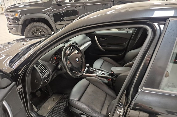 BMW 120 6 of 9