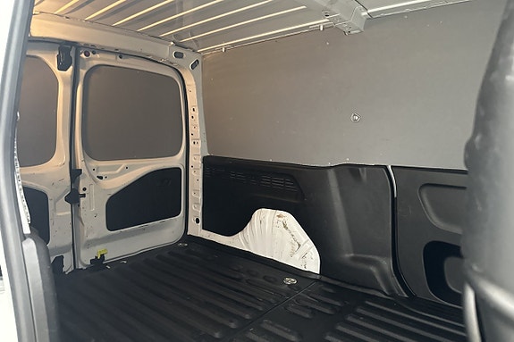 Citroen Berlingo 11 of 24