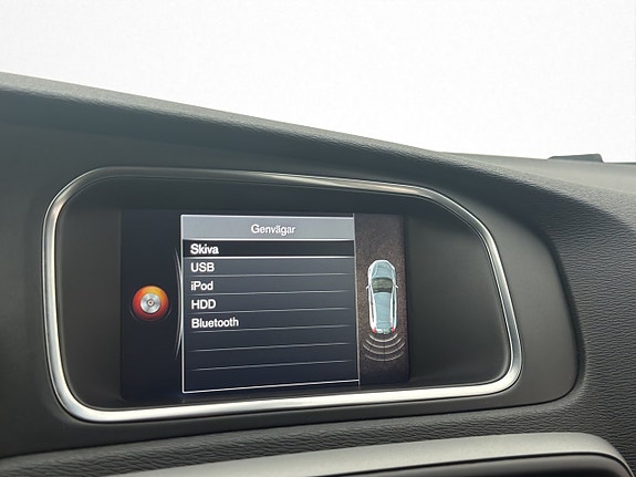 Volvo V40 Cross Country 19 of 29