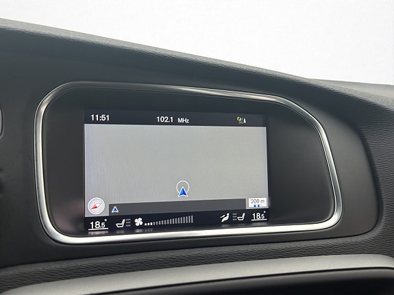 Volvo V40 Cross Country 17 of 29