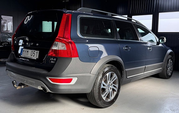 Volvo XC70 4 of 5