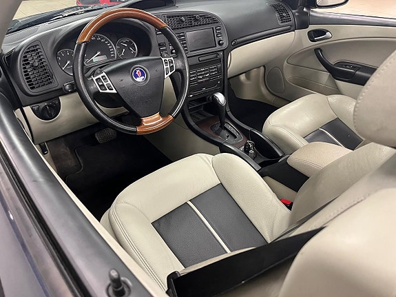 Saab 9-3 12 of 17