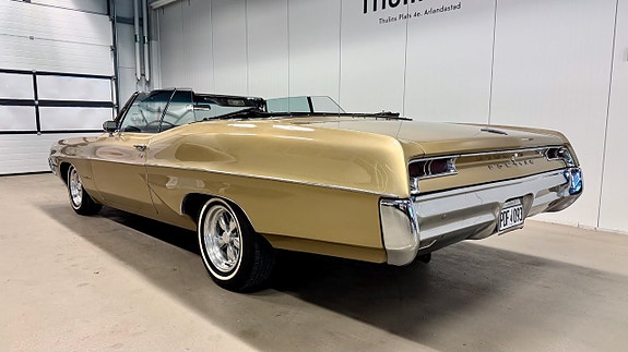 Pontiac Catalina 6 of 14