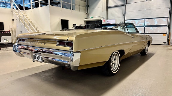 Pontiac Catalina 5 of 5