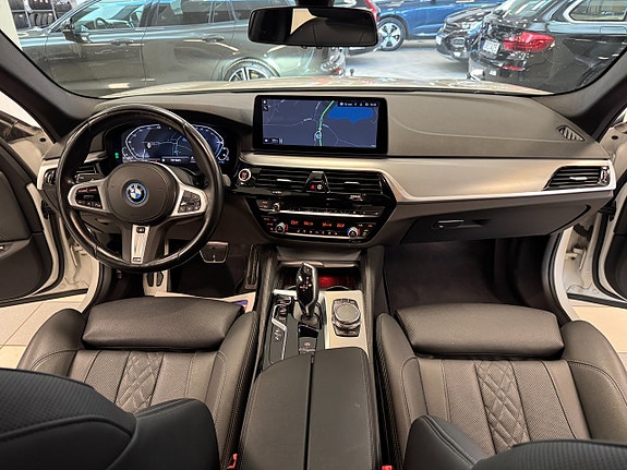 BMW 530e 7 of 19