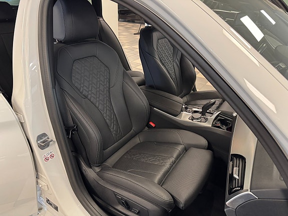 BMW 530e 18 of 19