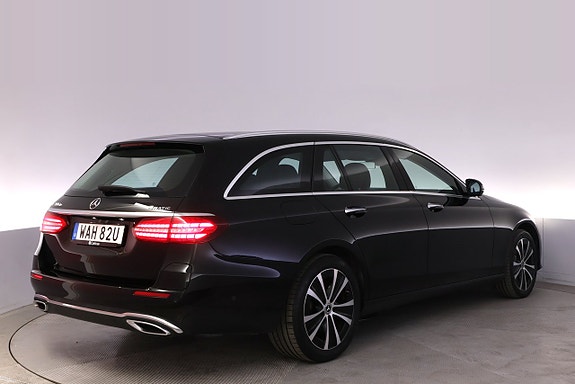 Mercedes-Benz E300 5 of 27