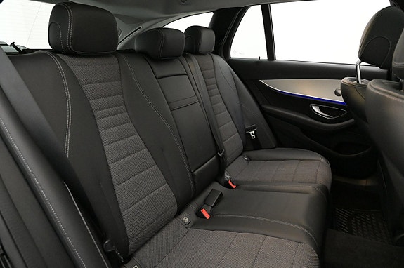 Mercedes-Benz E300 22 of 27