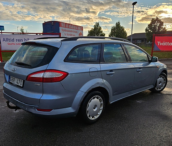 Ford Mondeo 4 of 5