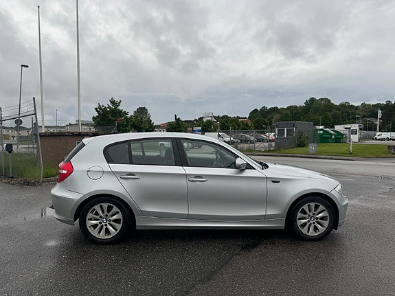 BMW 116i 5 of 5