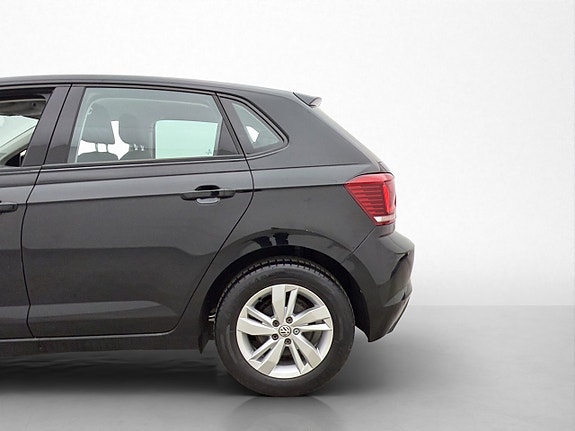 Volkswagen Polo 25 of 27