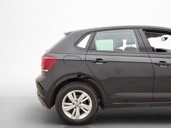 Volkswagen Polo 26 of 27
