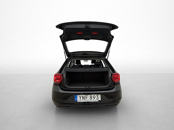 Volkswagen Polo 20 of 27