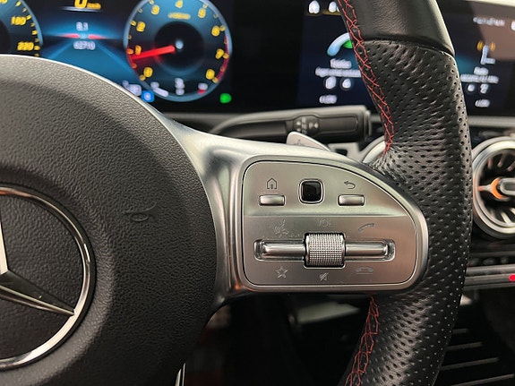 Mercedes-Benz CLA200 19 of 30