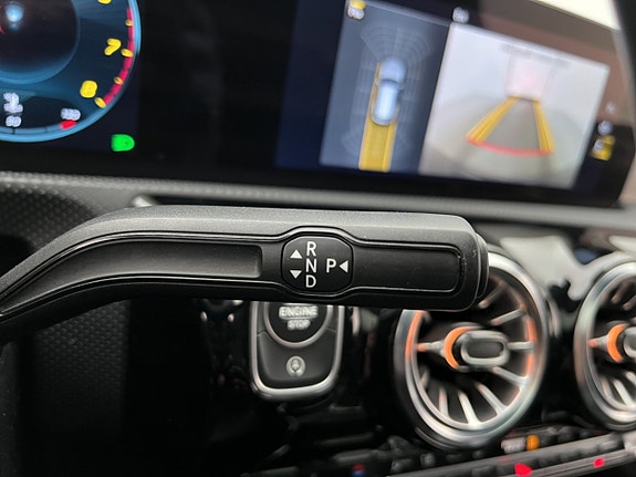 Mercedes-Benz CLA200 20 of 30
