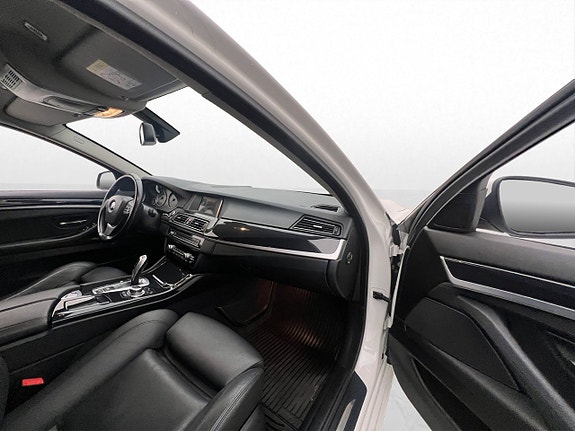 BMW 520d 23 of 29