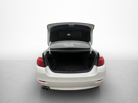 BMW 520d 25 of 29
