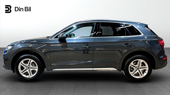 Audi Q5 2 of 5