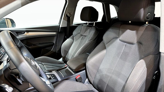 Audi Q5 8 of 21