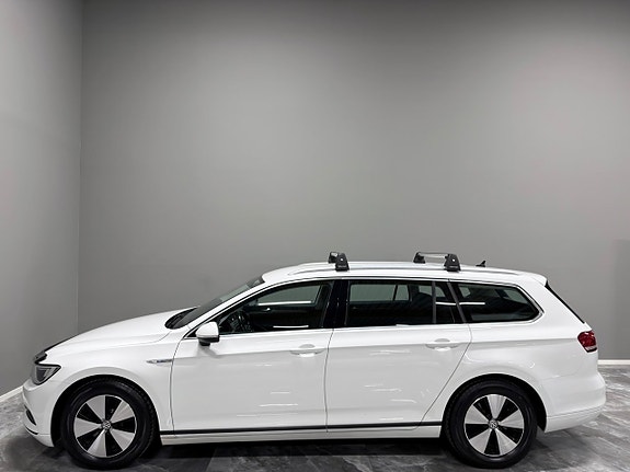 Volkswagen Passat 5 of 5