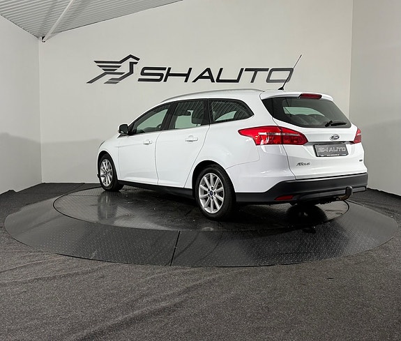 Ford Focus 7 of 19