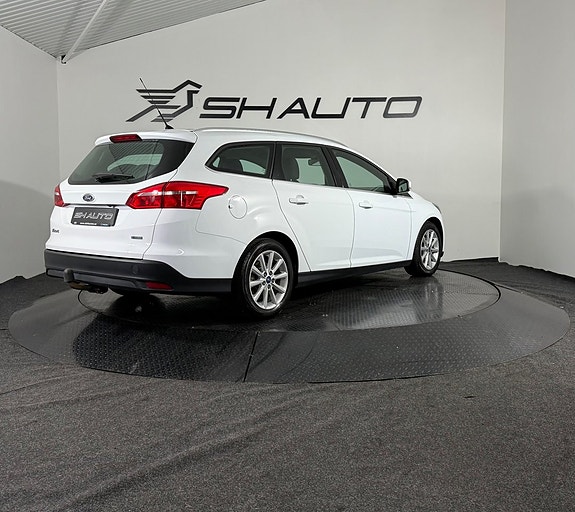Ford Focus 5 of 19