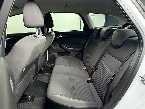 Ford Focus 11 of 19